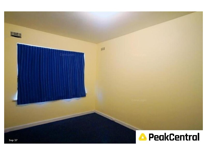 4/5 Fourth Road, Armadale WA 6112