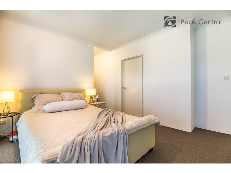 28 Aquamarine Parade, Banjup WA 6164