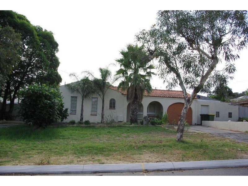 63 Christmas Avenue, Orelia WA 6167