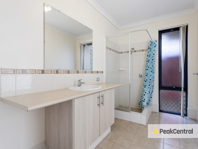 41 McCubbin Street, Seville Grove WA 6112