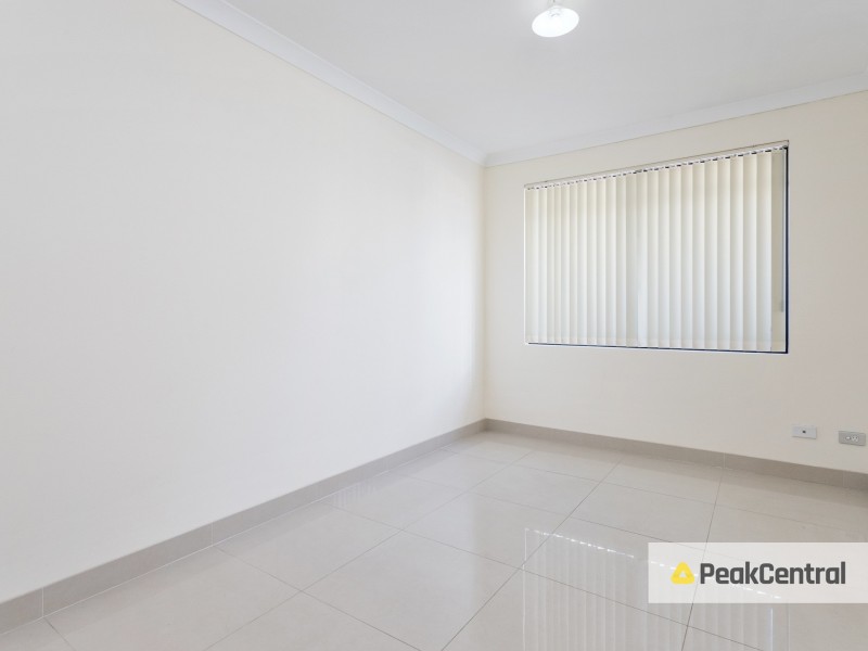 41 McCubbin Street, Seville Grove WA 6112