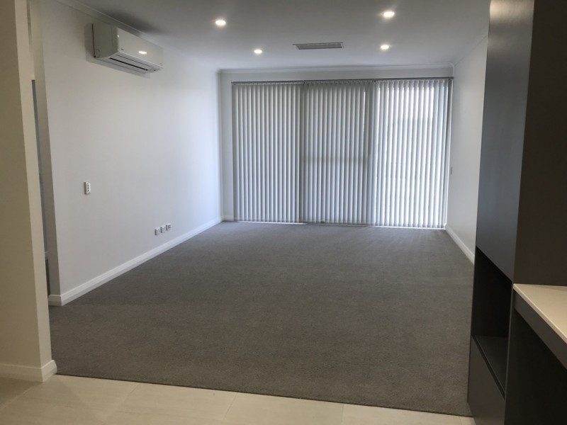 36/60 Flourish Loop, Atwell WA 6164