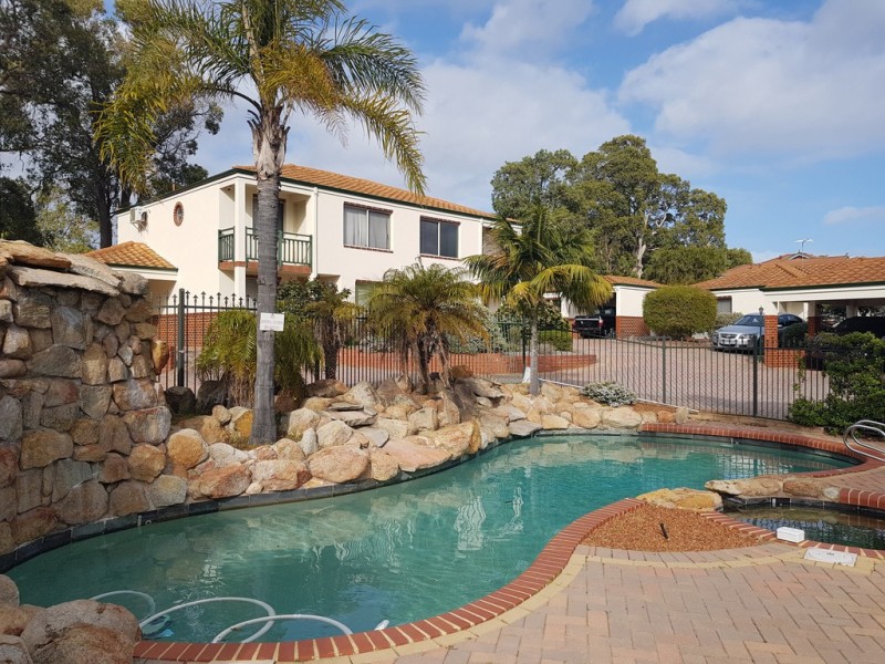 2/16 Ritz Court, Bibra Lake WA 6163