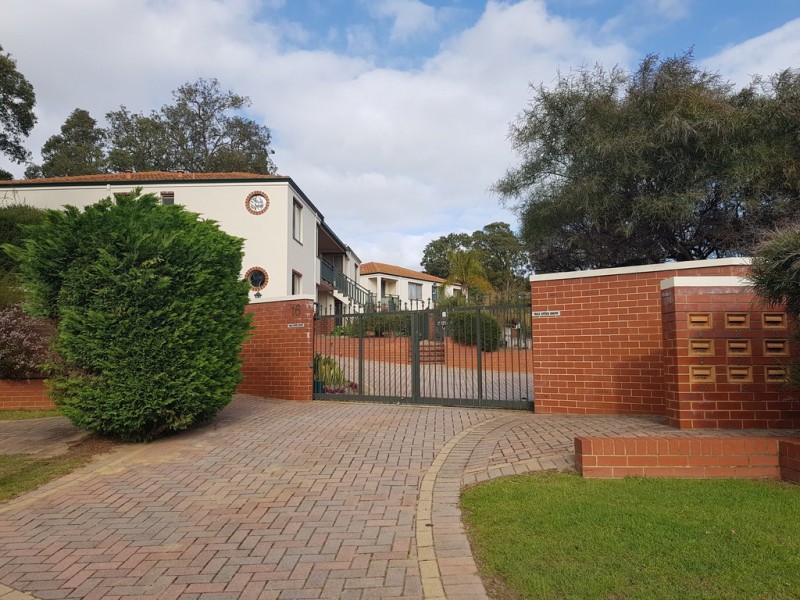 2/16 Ritz Court, Bibra Lake WA 6163