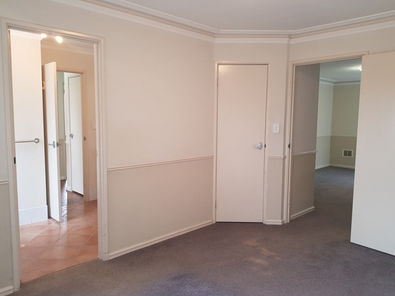 2/16 Ritz Court, Bibra Lake WA 6163