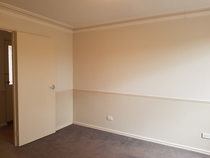 2/16 Ritz Court, Bibra Lake WA 6163