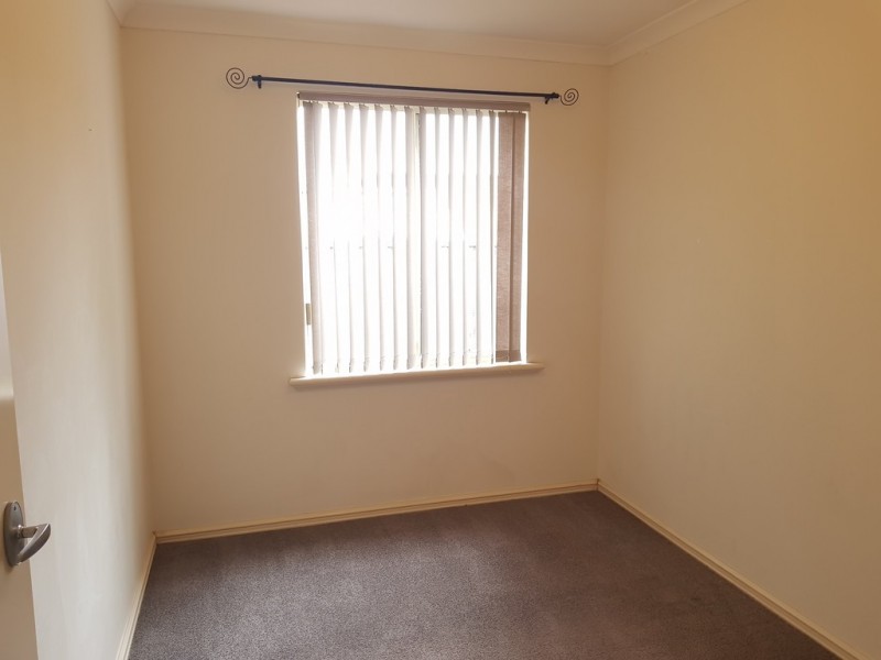 2/16 Ritz Court, Bibra Lake WA 6163