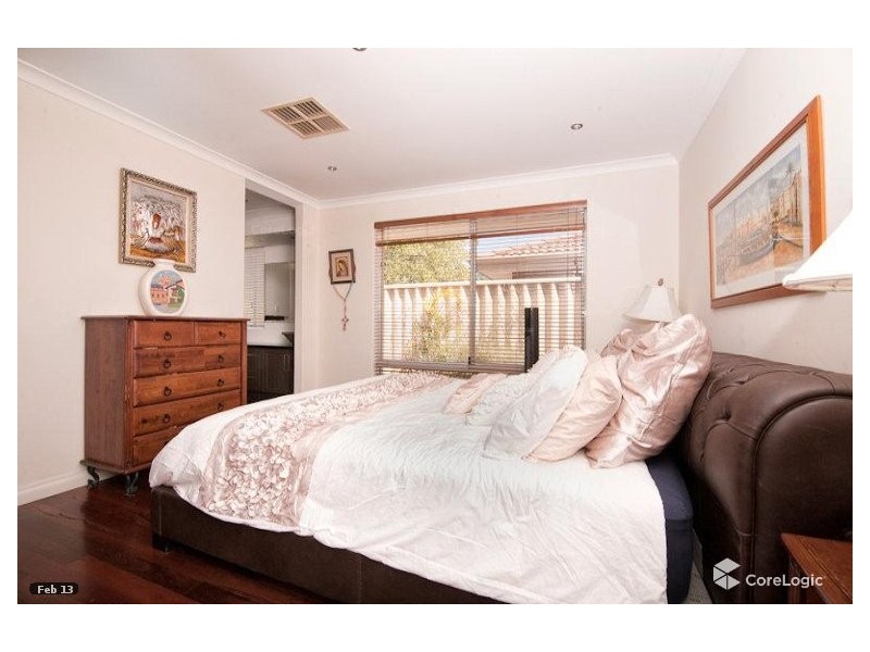 14 Marsh Avenue, Manning WA 6152