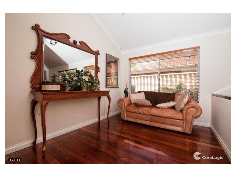 14 Marsh Avenue, Manning WA 6152