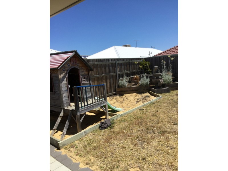 41 Aventurine Parade, Wellard WA 6170