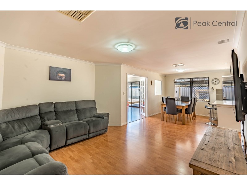 67 Delton Way, Atwell WA 6164