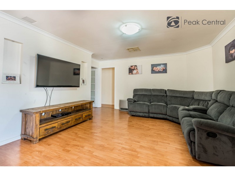 67 Delton Way, Atwell WA 6164