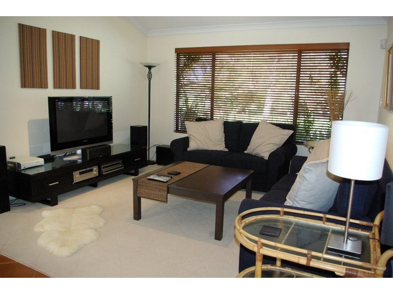 2 Bodella Gardens, Atwell WA 6164