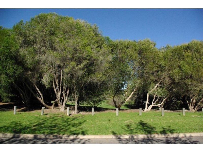2 Bodella Gardens, Atwell WA 6164