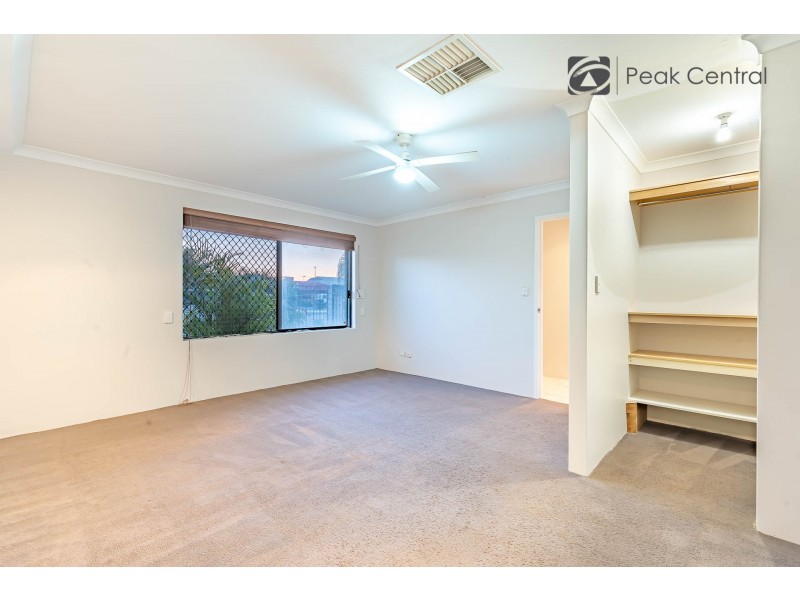 59 Seville Drive, Seville Grove WA 6112