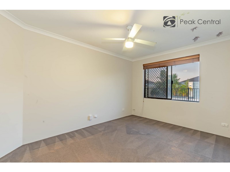 59 Seville Drive, Seville Grove WA 6112