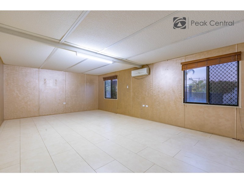 59 Seville Drive, Seville Grove WA 6112