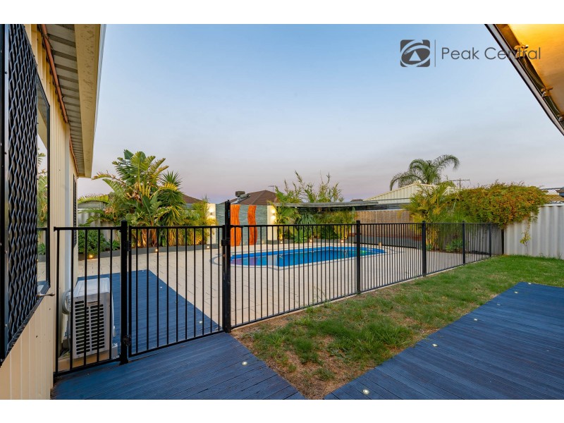 59 Seville Drive, Seville Grove WA 6112