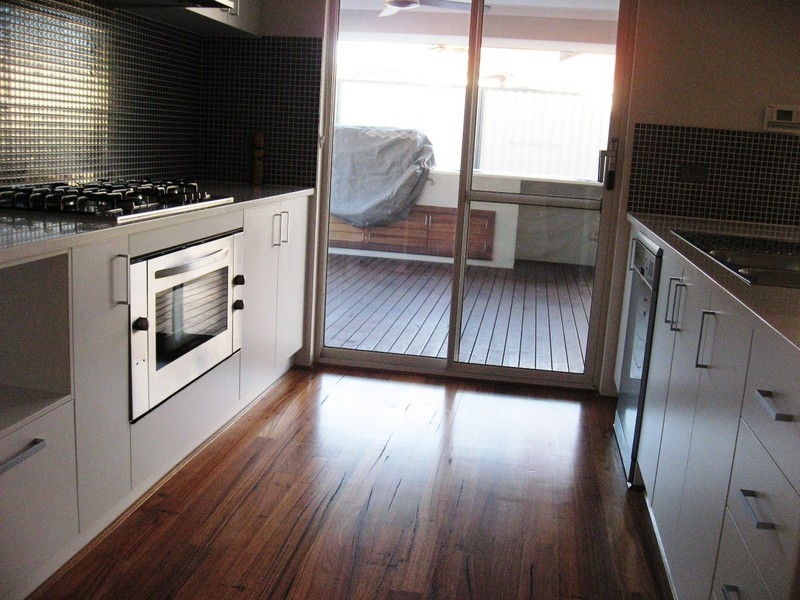 6 Wisely Court, Aubin Grove WA 6164