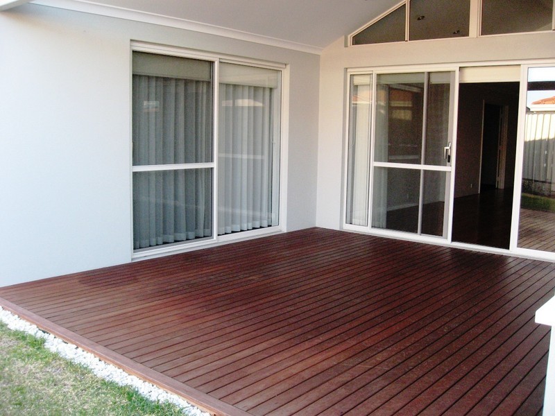 6 Wisely Court, Aubin Grove WA 6164