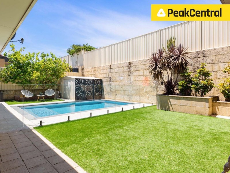 12 Minori Gardens, Yangebup WA 6164
