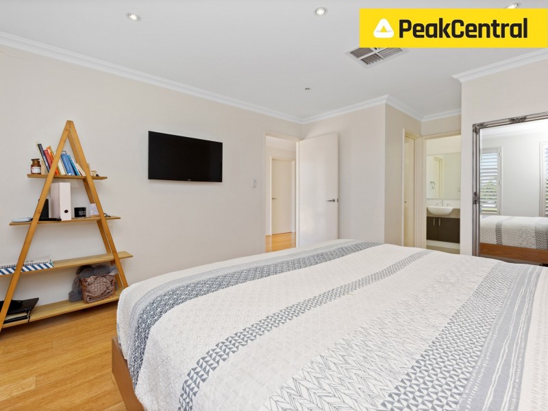 12 Minori Gardens, Yangebup WA 6164