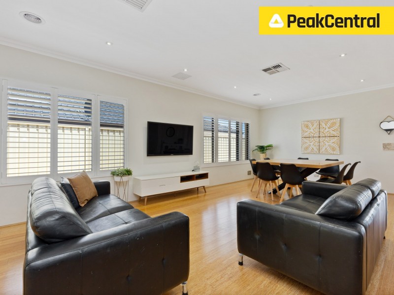 12 Minori Gardens, Yangebup WA 6164