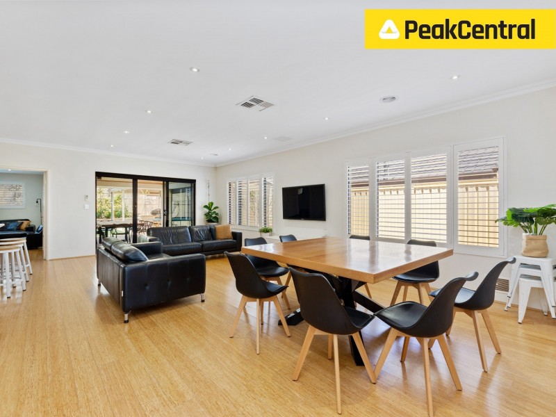 12 Minori Gardens, Yangebup WA 6164