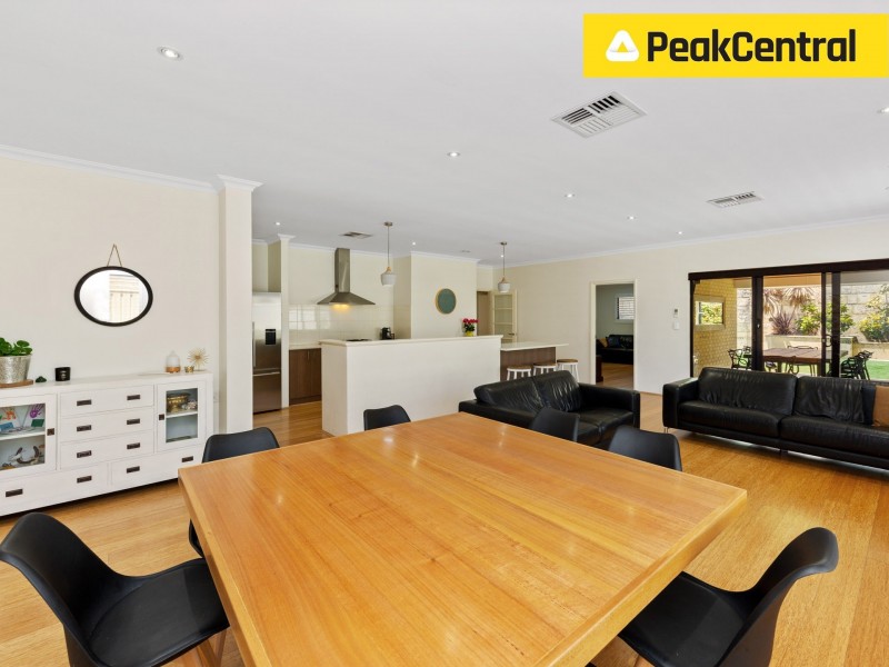 12 Minori Gardens, Yangebup WA 6164