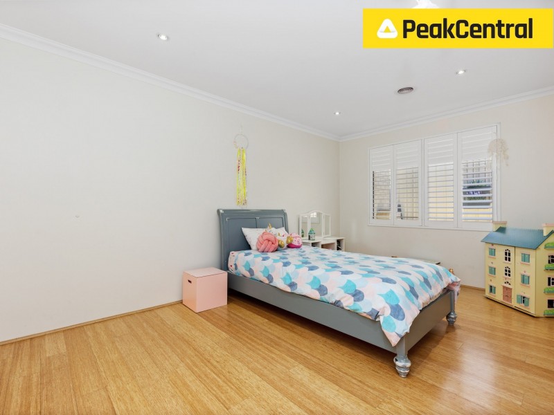 12 Minori Gardens, Yangebup WA 6164