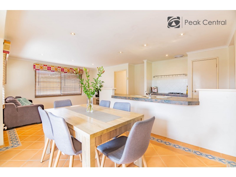 18 Wah Court, Atwell WA 6164