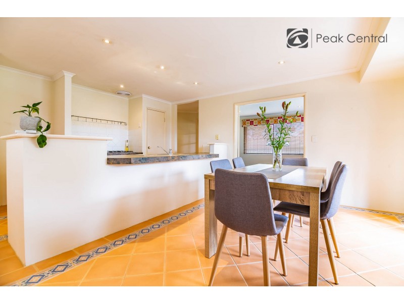 18 Wah Court, Atwell WA 6164