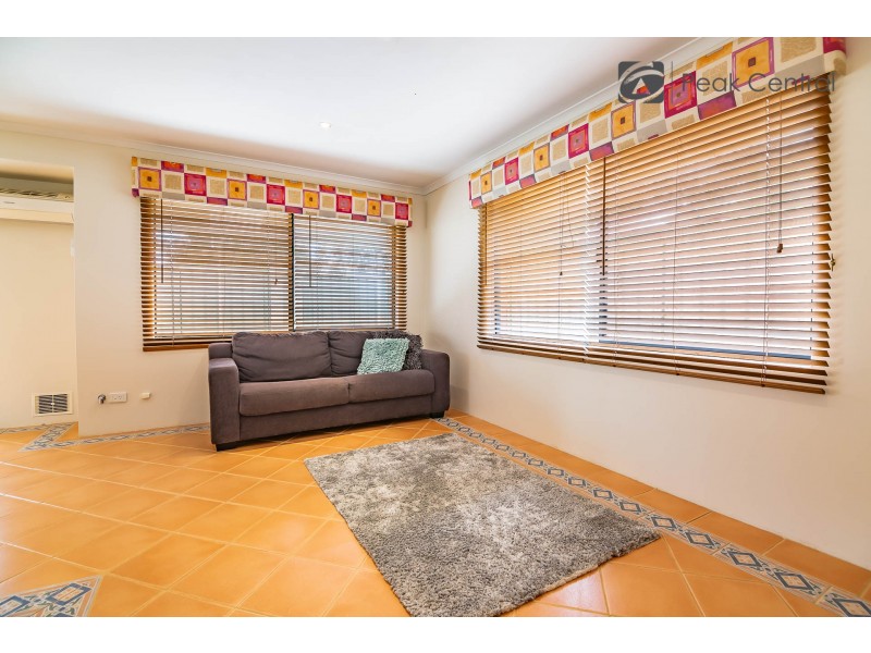 18 Wah Court, Atwell WA 6164