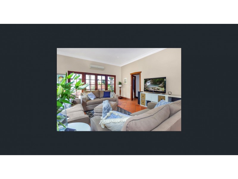 16 Alexander Street, Wembley WA 6014