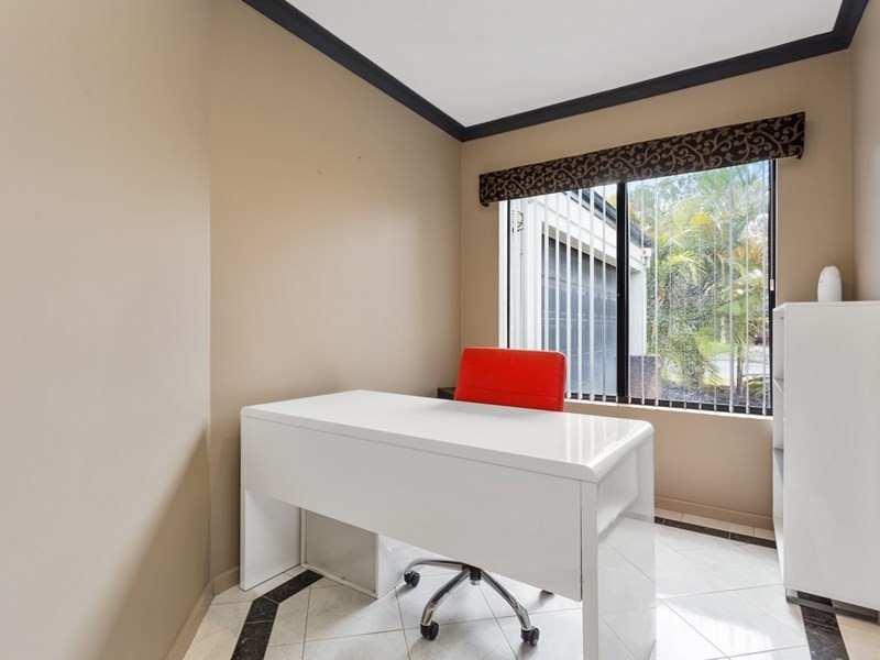 105 Brenchley Drive, Atwell WA 6164