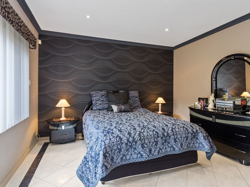 105 Brenchley Drive, Atwell WA 6164