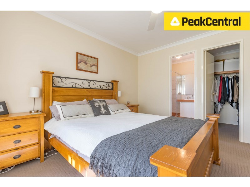 28 Freshwater Drive, Atwell WA 6164