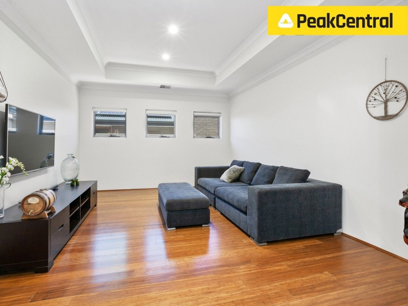 61 Coogee Road, Munster WA 6166