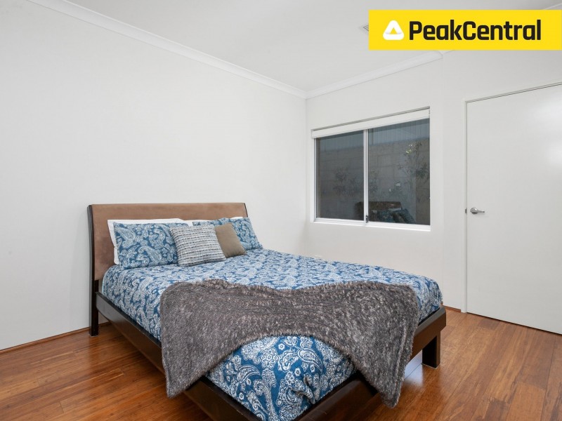 61 Coogee Road, Munster WA 6166