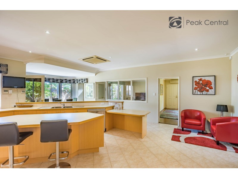44 Folland Parade, Atwell WA 6164