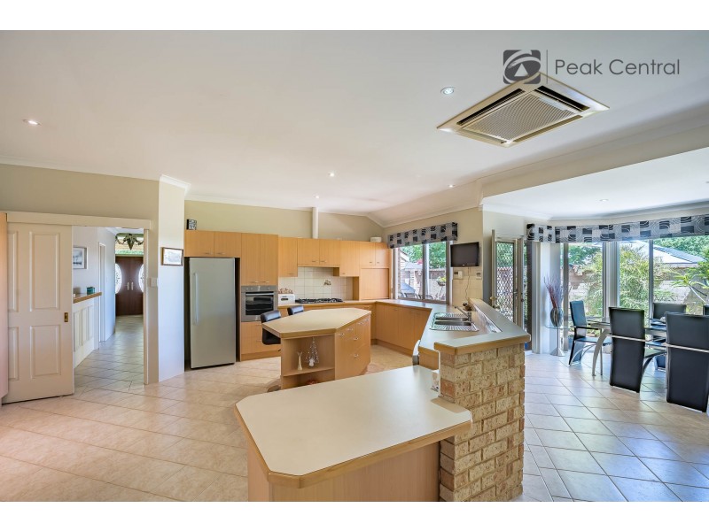 44 Folland Parade, Atwell WA 6164