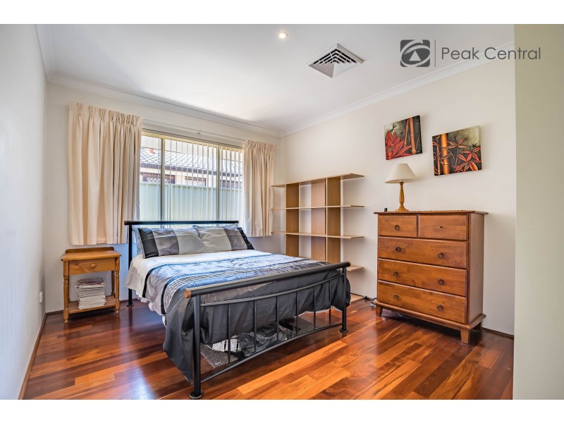 44 Folland Parade, Atwell WA 6164