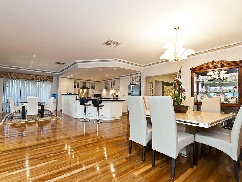 21 Swallowtail Ave, Success WA 6164