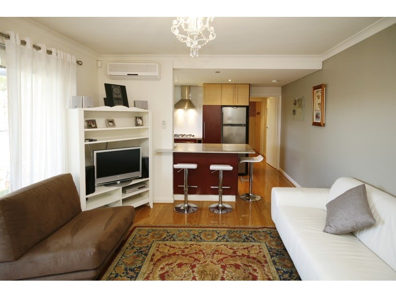 4/101 Matheson Road, Applecross WA 6153