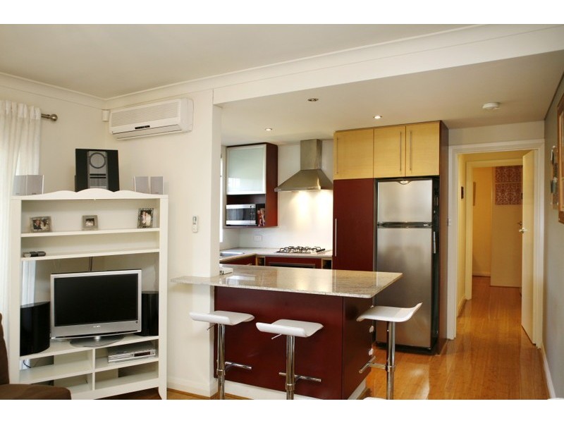 4/101 Matheson Road, Applecross WA 6153