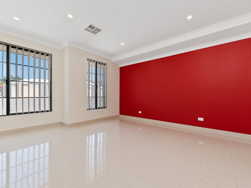 47 Brittain Road, Wattle Grove WA 6107