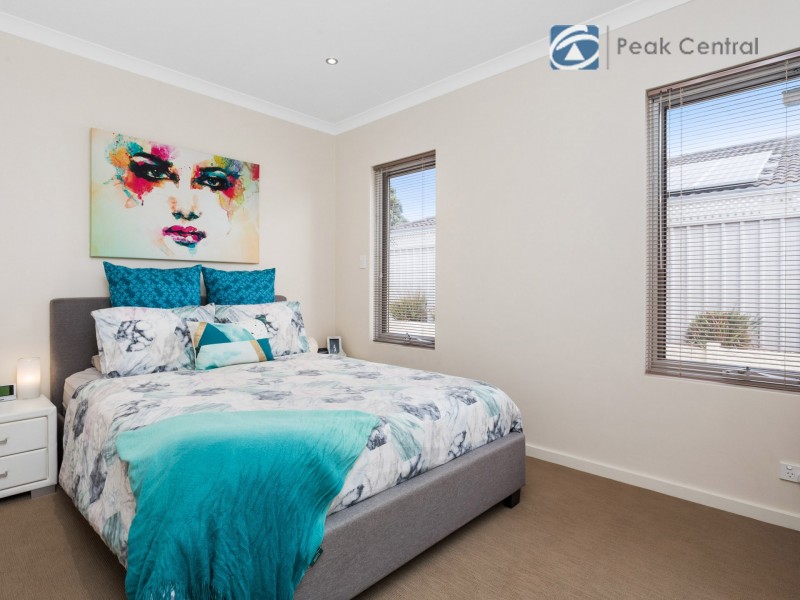 13/1 Lomax Court, Beeliar WA 6164