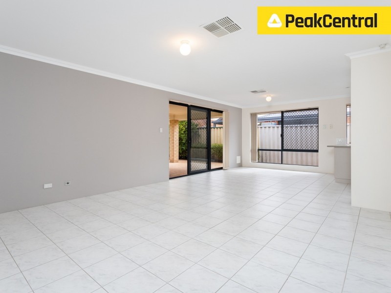 9 Champion Drive, Bertram WA 6167