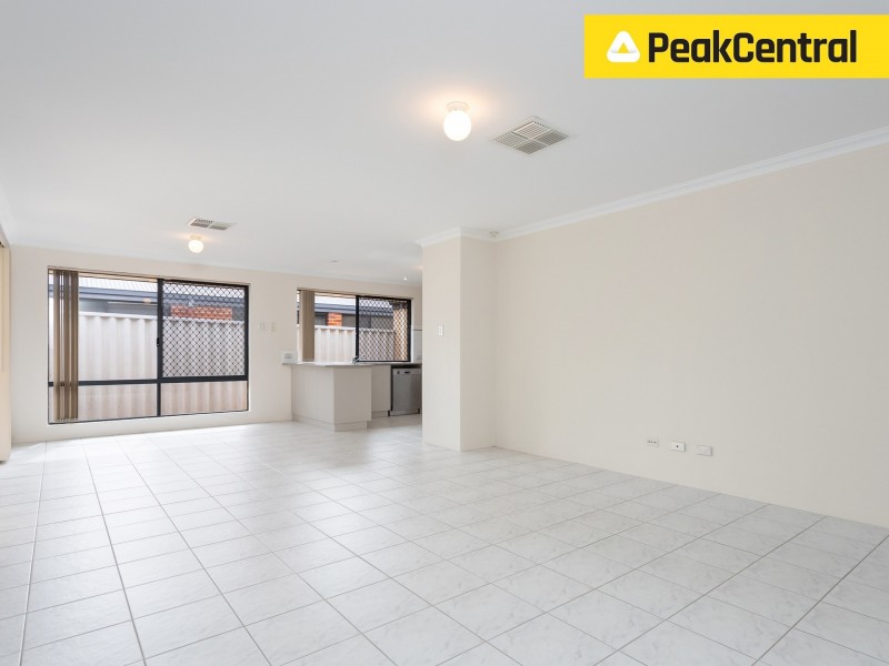 9 Champion Drive, Bertram WA 6167