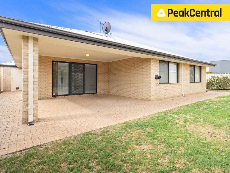 9 Champion Drive, Bertram WA 6167